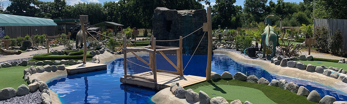 Mini Golf - Wokingham Family Golf